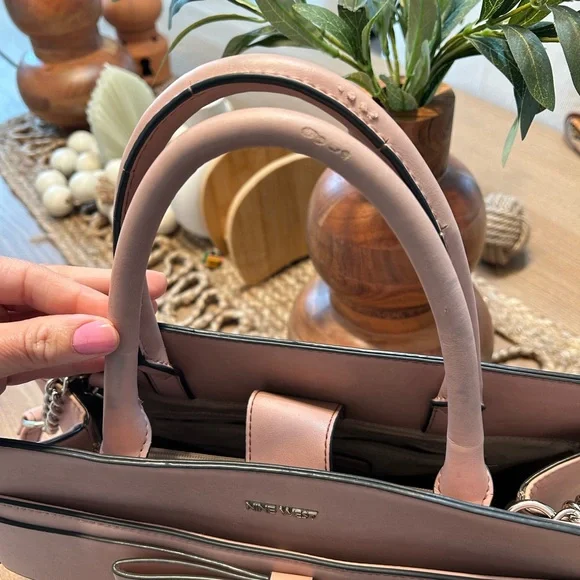 Nine West Blush Bow Tote Bag. Satchel rose pink EUC - Picture 3 of 7